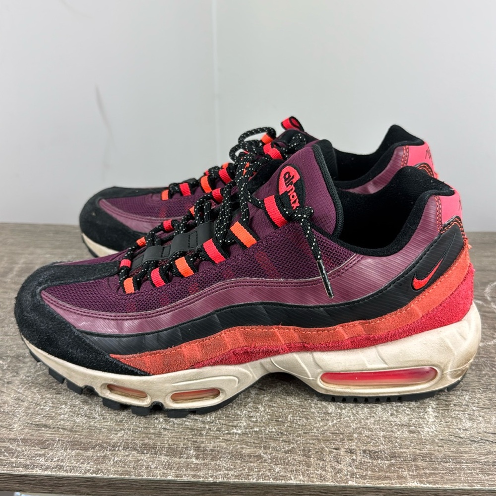Air max 95 winterized villain red purple snow water black size 9.5